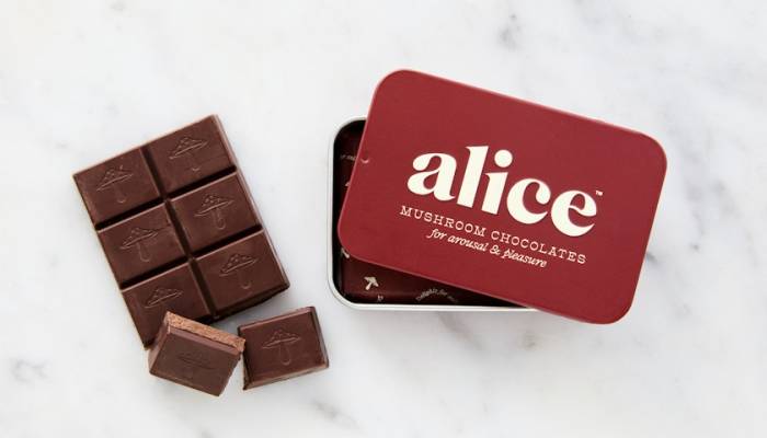 Alice mushroom chocolate